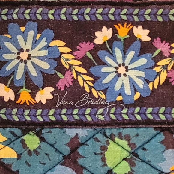 Vera Bradley Crossbody Bag - Picture 4 of 9